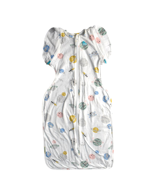 A Multicolour Swaddles from Love To Dream in size 6-12M for boy. (Front View)