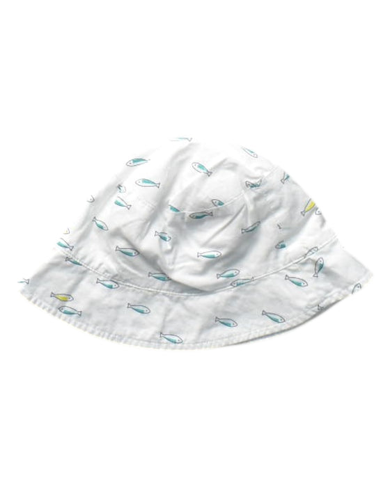 A White Sun Hats from Jacadi in size 3-6M for boy. (Back View)