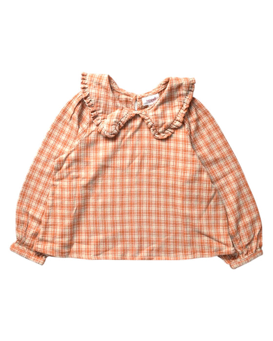 A Orange Long Sleeve Tops from Seed in size 4T for girl. (Front View)