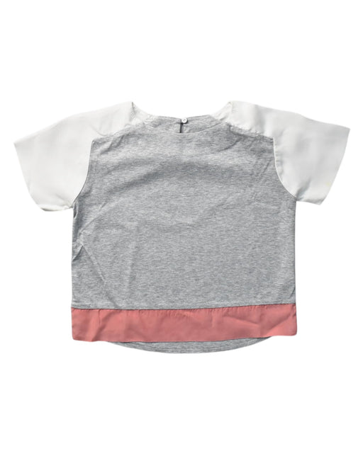 A Grey Short Sleeve Tops from In Good Company in size 5T for girl. (Front View)
