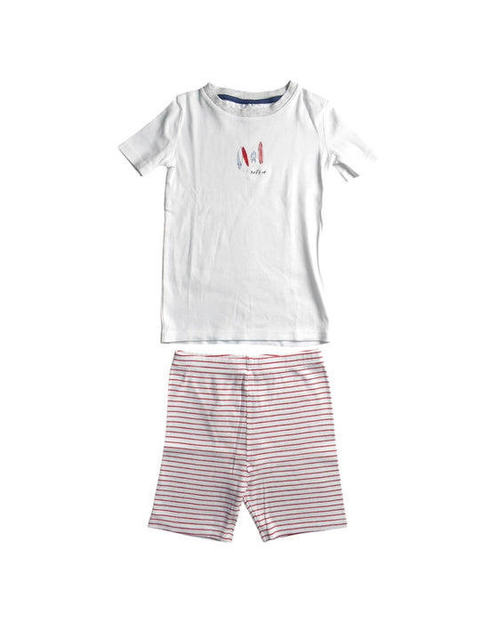 A White Shorts Sets from The Little White Company in size 4T for boy. (Front View)