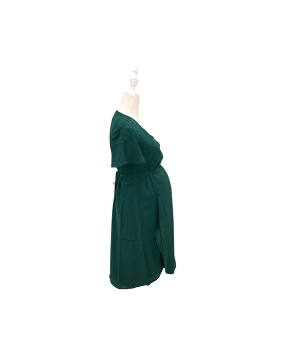 A Green Short Sleeve Dresses from Dear in size Maternity-S for maternity. (Back View)