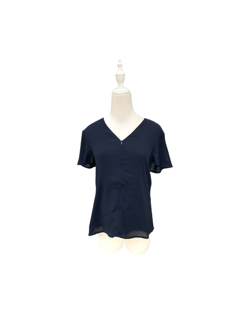 A Navy Short Sleeve Tops from Dear in size Maternity-S for maternity. (Front View)