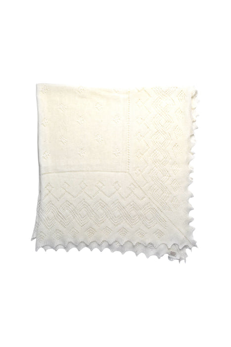 A White Blankets from G.H.HURT & SON in size Newborn for girl. (Back View)