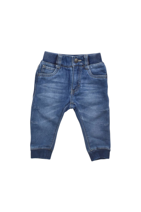 A Blue Jeans from Levi's in size 6-12M for boy. (Front View)