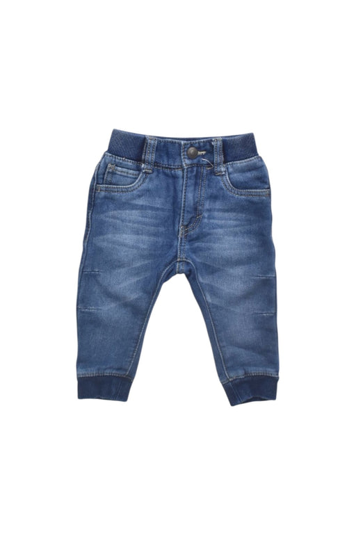 A Blue Jeans from Levi's in size 6-12M for boy. (Front View)