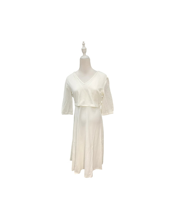 A Ivory Short Sleeve Dresses from Dear in size Maternity-S for maternity. (Front View)