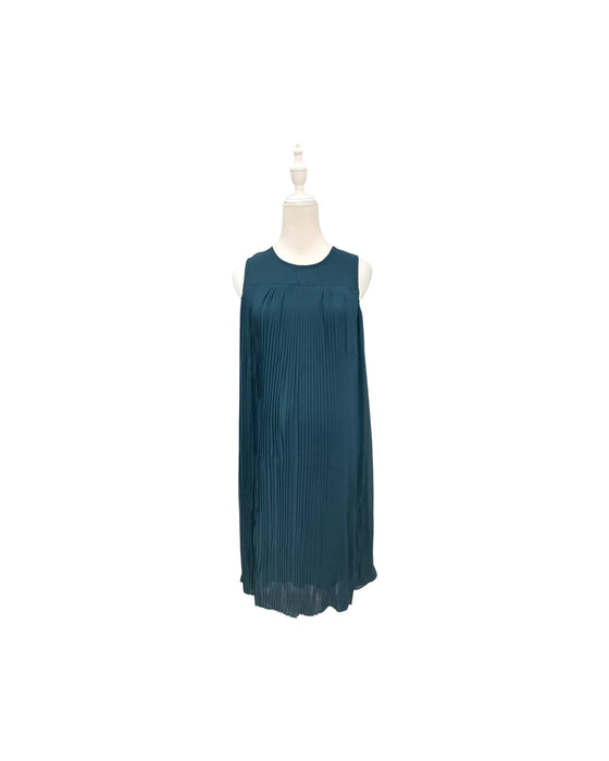 A Teal Sleeveless Dresses from Dear in size Maternity-S for maternity. (Front View)