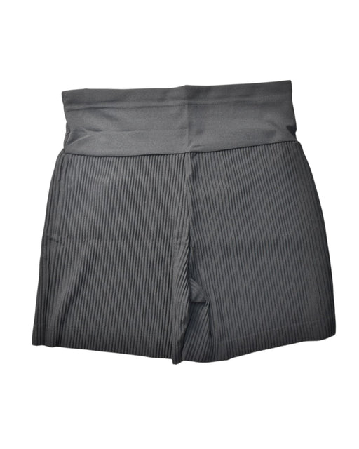 A Black Shorts from Dear in size Maternity-S for maternity. (Front View)