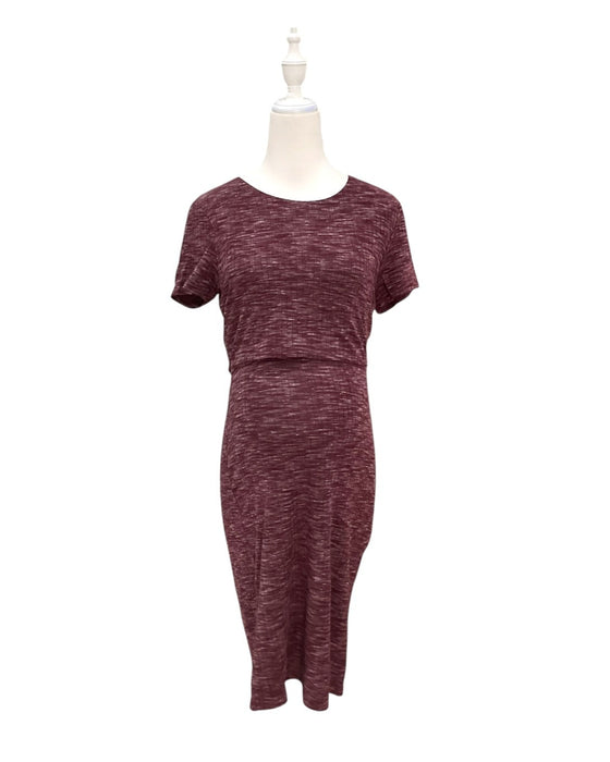 A Burgundy Short Sleeve Dresses from Dear in size Maternity-S for maternity. (Front View)