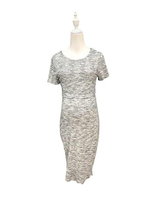 A Grey Short Sleeve Dresses from Dear in size Maternity-XS for maternity. (Front View)