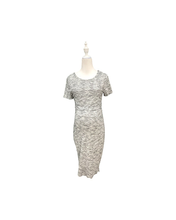 A Grey Short Sleeve Dresses from Dear in size Maternity-XS for maternity. (Front View)