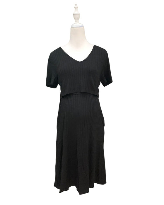 A Black Short Sleeve Dresses from Dear in size Maternity-S for maternity. (Front View)