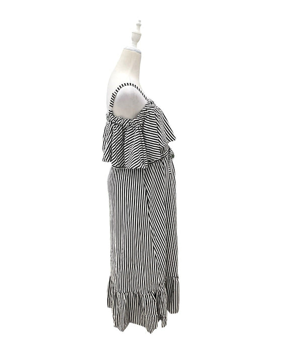 A Black Sleeveless Dresses from Mothercot in size Maternity-S for maternity. (Back View)