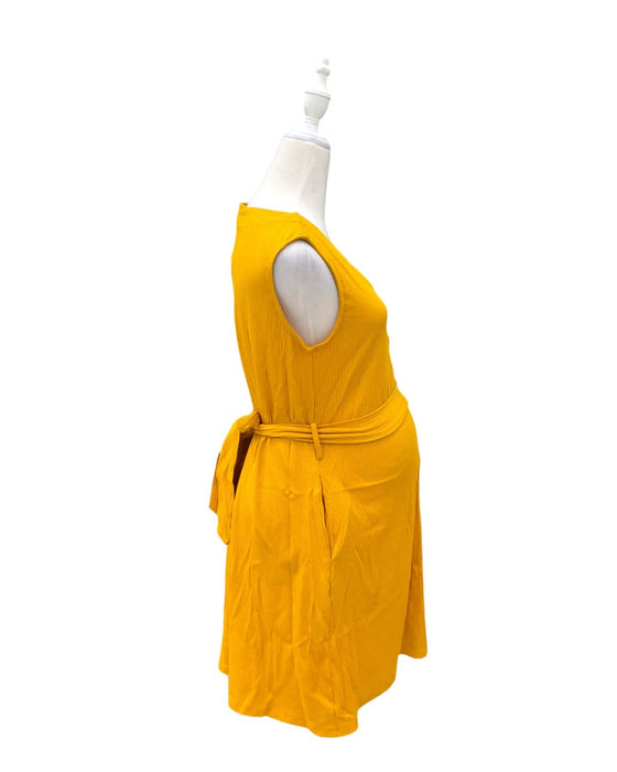 A Yellow Sleeveless Dresses from Mothercot in size Maternity-S for maternity. (Back View)