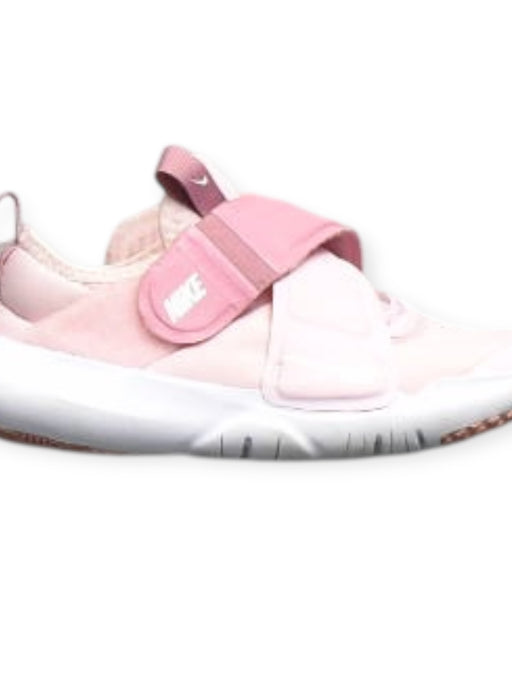 A Pink Sneakers from Nike in size 6T for girl. (Front View)