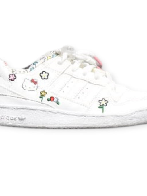 A White Sneakers from Adidas in size 6T for girl. (Front View)