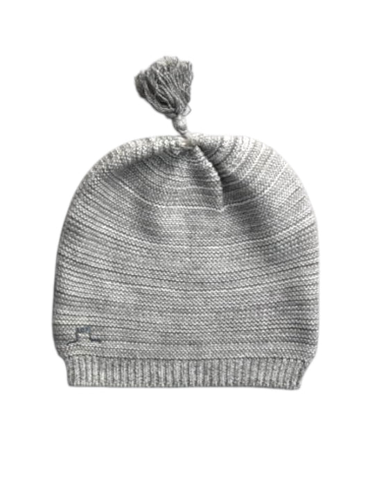 A Grey Beanies from Chateau de Sable in size 0-3M for neutral. (Front View)