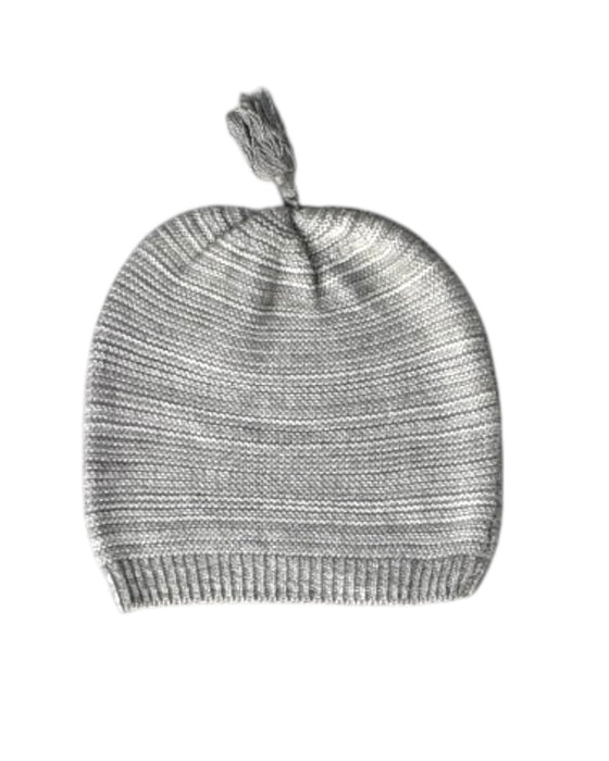 A Grey Beanies from Chateau de Sable in size 0-3M for neutral. (Back View)