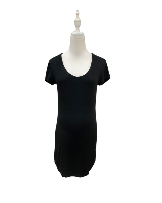 A Black Short Sleeve Dresses from Isabella Oliver in size Maternity-M for maternity. (Front View)