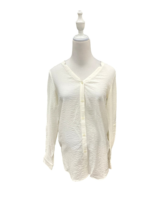 A White Long Sleeve Shirts from Mamalicious in size Maternity-S for maternity. (Front View)