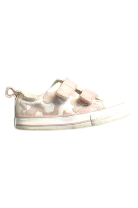A  Sneakers from Converse in size 18-24M for girl. (Front View)