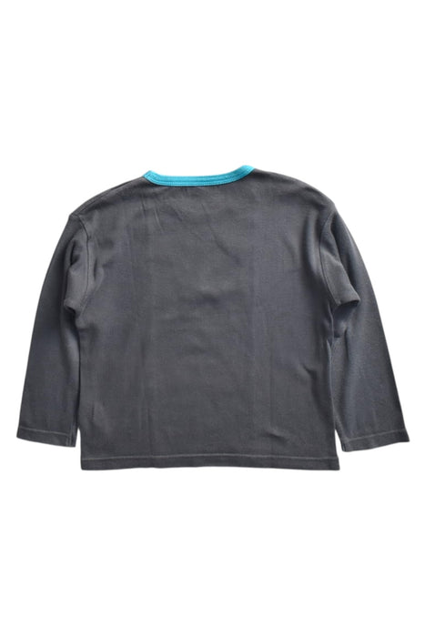 A Grey Long Sleeve T Shirts from DKNY in size 4T for boy. (Back View)