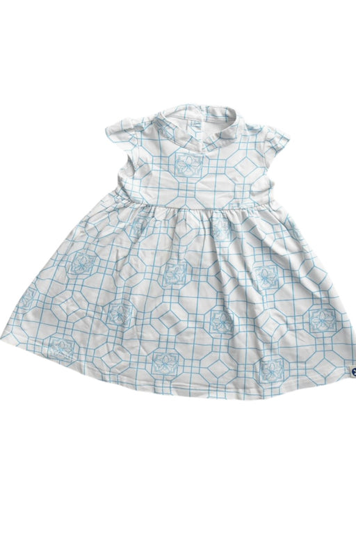 A White Short Sleeve Dresses from Le Petit Society in size 6-12M for girl. (Front View)