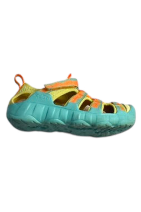 A Teal Sandals from Keen in size 6T for neutral. (Front View)
