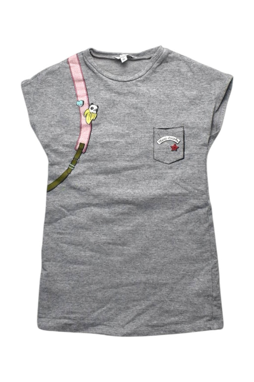 A Grey Sleeveless T Shirts from Little Marc Jacobs in size 4T for girl. (Front View)