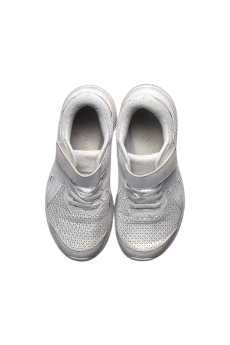 A White Sneakers from ASICS in size 9Y for neutral. (Back View)