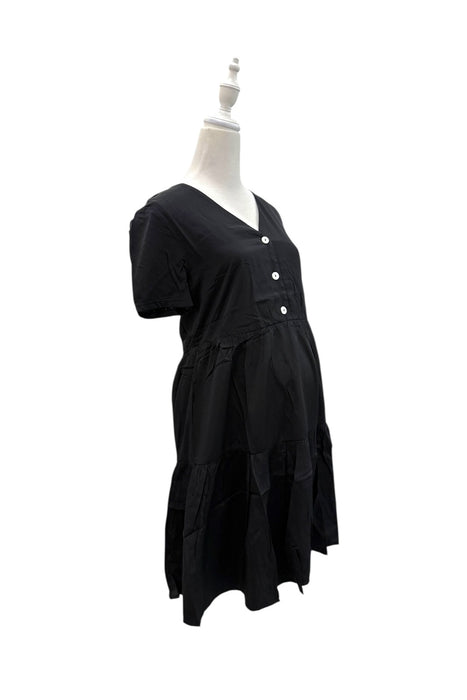 A Black Short Sleeve Dresses from Dear in size Maternity-S for maternity. (Front View)