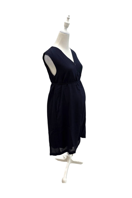 A Navy Rompers from Dear in size Maternity-S for maternity. (Front View)