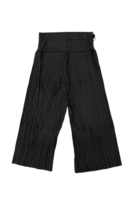 A Black Casual Pants from Dear in size Maternity-S for maternity. (Back View)