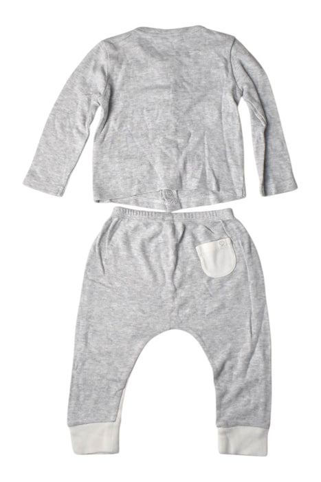 A Grey Pants Sets from Mori in size 6-12M for neutral. (Back View)