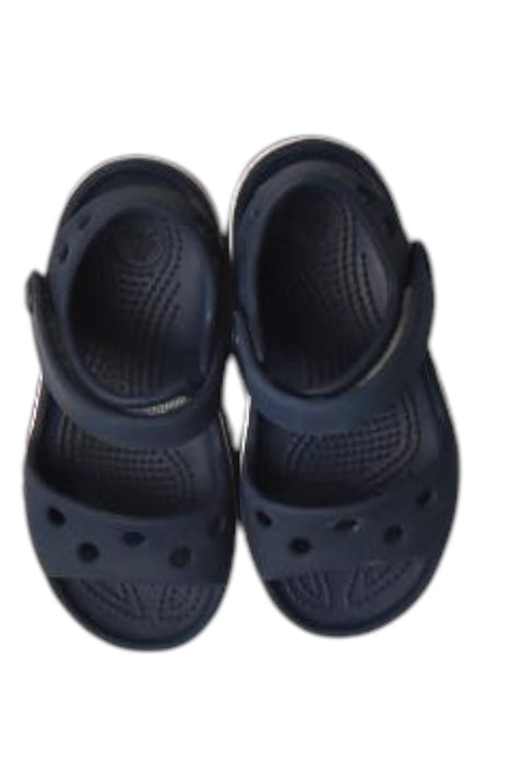 A Blue Sandals from Crocs in size 2T for neutral. (Back View)