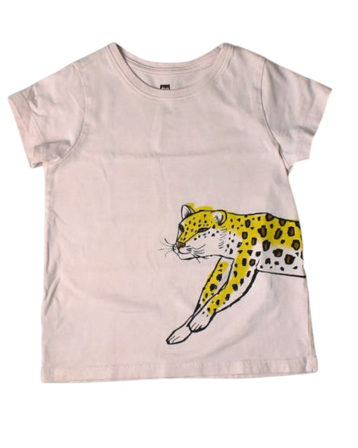 A White Short Sleeve T Shirts from Tea in size 6T for girl. (Front View)