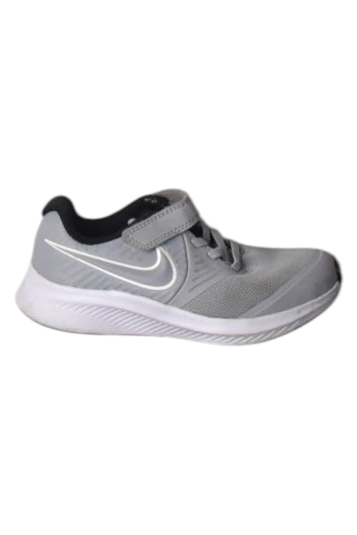 A Grey Sneakers from Nike in size 6T for neutral. (Front View)