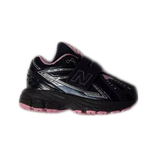 A Black Sneakers from New Balance in size 12-18M for girl. (Front View)