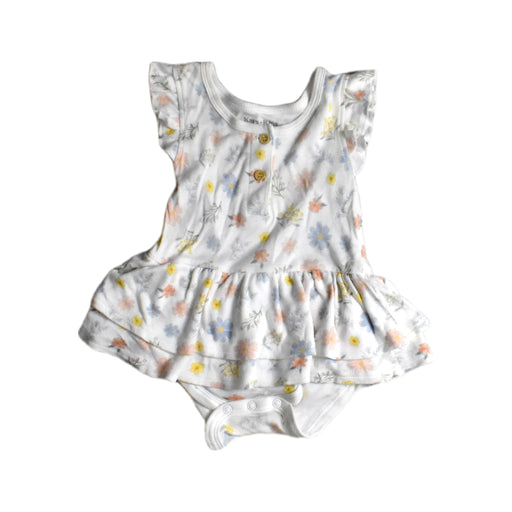 A White Short Sleeve Rompers from Kays + Kins in size 6-12M for girl. (Front View)