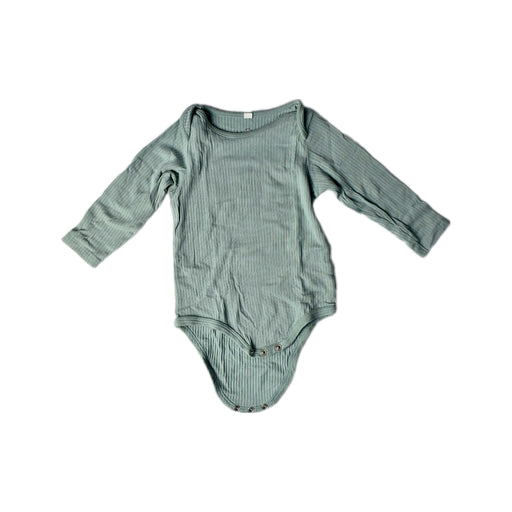 A Green Long Sleeve Bodysuits from Mori in size 6-12M for girl. (Front View)