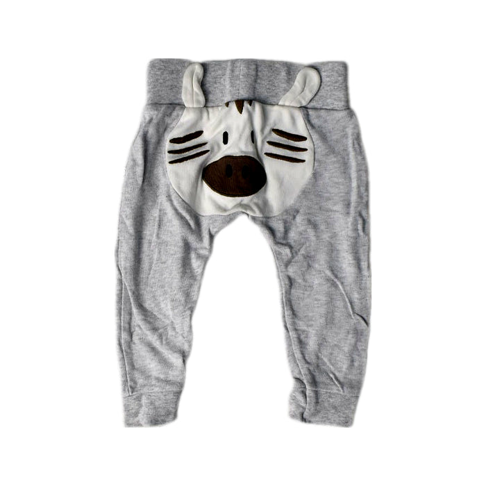 A Grey Casual Pants from Mori in size 6-12M for girl. (Back View)