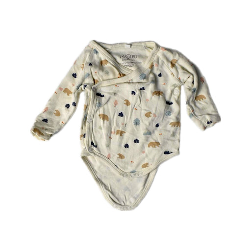 A Ivory Long Sleeve Bodysuits from Mori in size 3-6M for girl. (Front View)