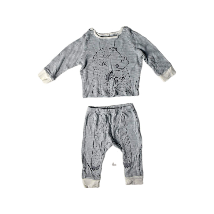 A Grey Pants Sets from Mori in size 6-12M for girl. (Front View)