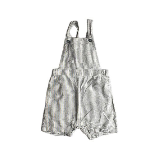 A White Overall Shorts from Petit Bateau in size 3T for boy. (Front View)