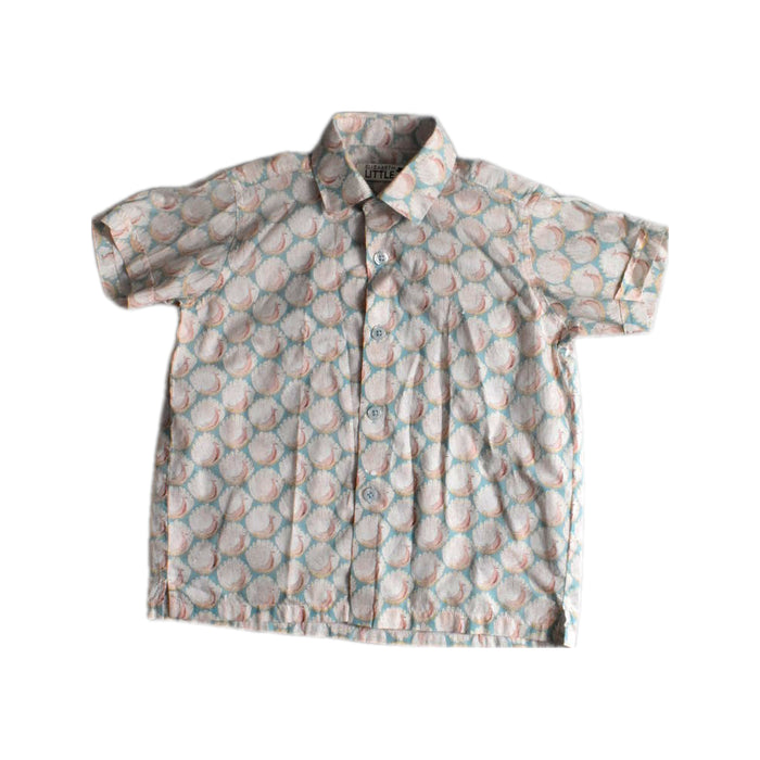 A White Short Sleeve Shirts from Elizabeth Little in size 2T for boy. (Front View)