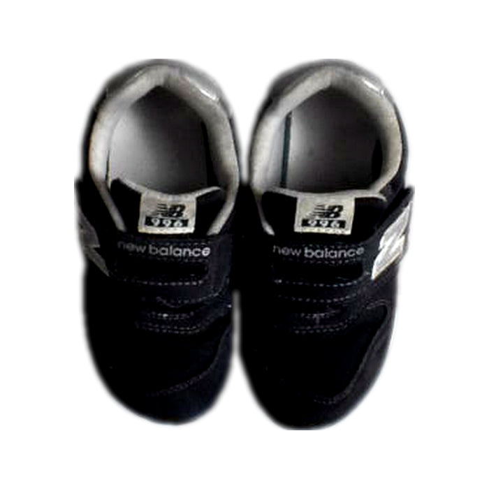 A Black Sneakers from New Balance in size 4T for neutral. (Back View)