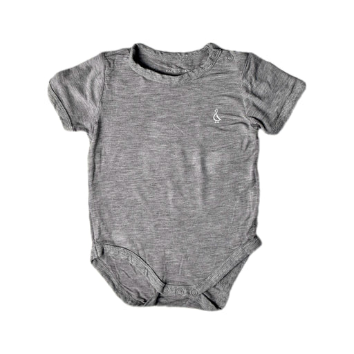 A Grey Short Sleeve Bodysuits from Raph and Remy in size 3-6M for neutral. (Front View)