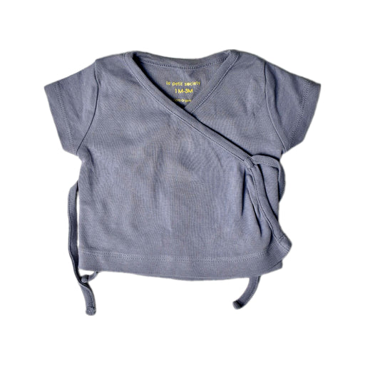 A Grey Short Sleeve Tops from Le Petit Society in size 0-3M for neutral. (Front View)