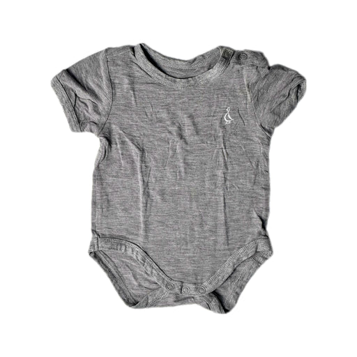 A Grey Short Sleeve Bodysuits from Raph and Remy in size 0-3M for neutral. (Front View)